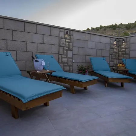 Harmonija Hotel apartamentowy Ivanica