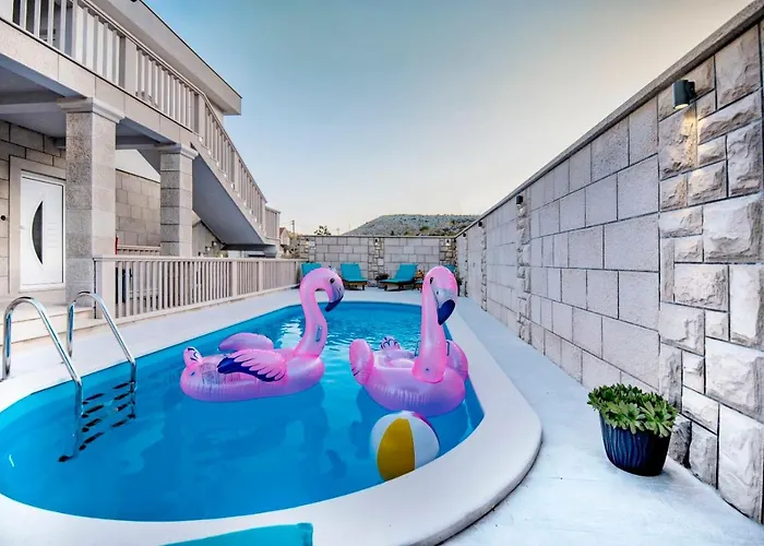 Aparthotel Harmonija Ivanica